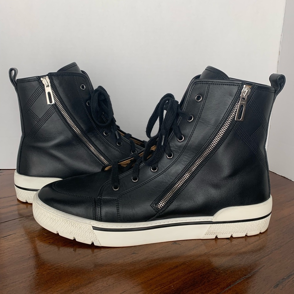 Hermès Men’s Calfskin Side Zip High Tops in excellent condition